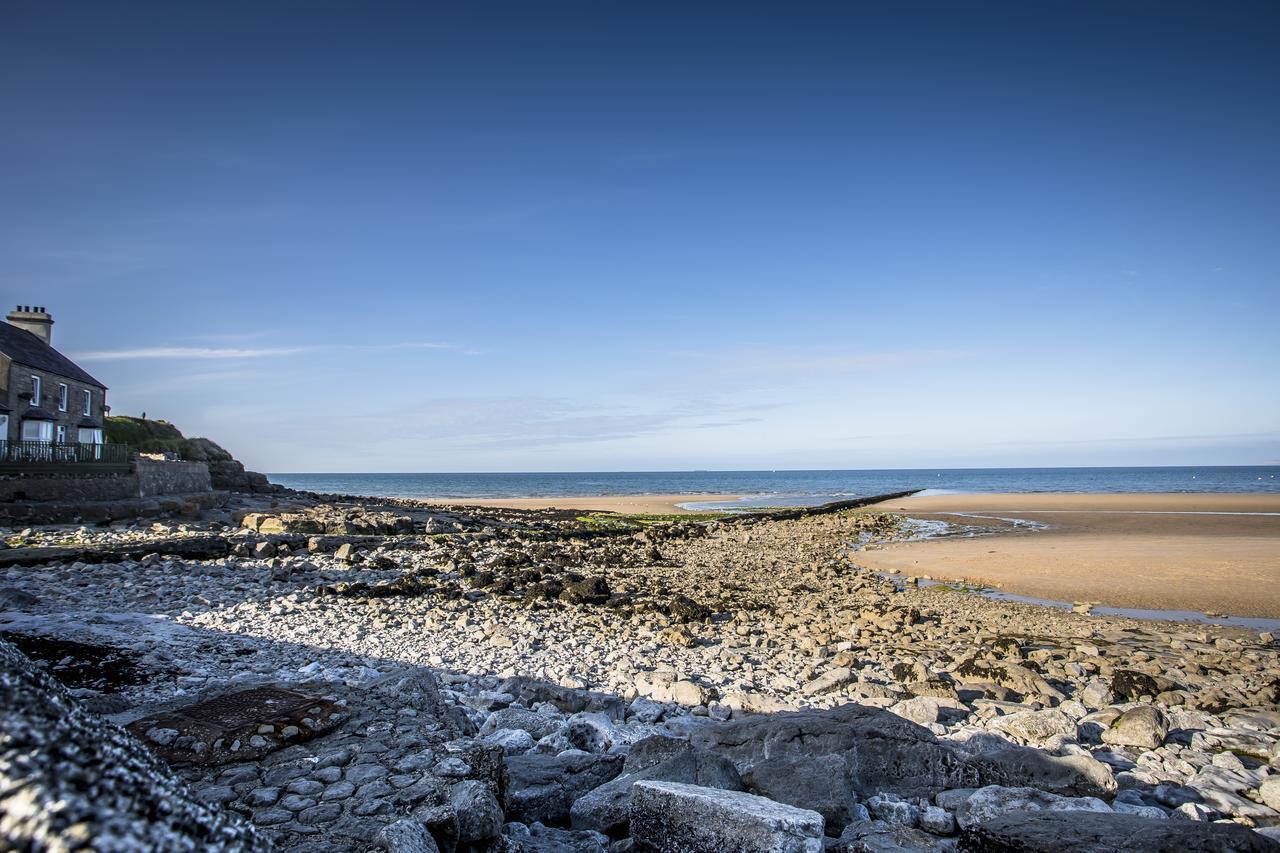 Waters Edge Holiday Apartments Benllech Exterior foto