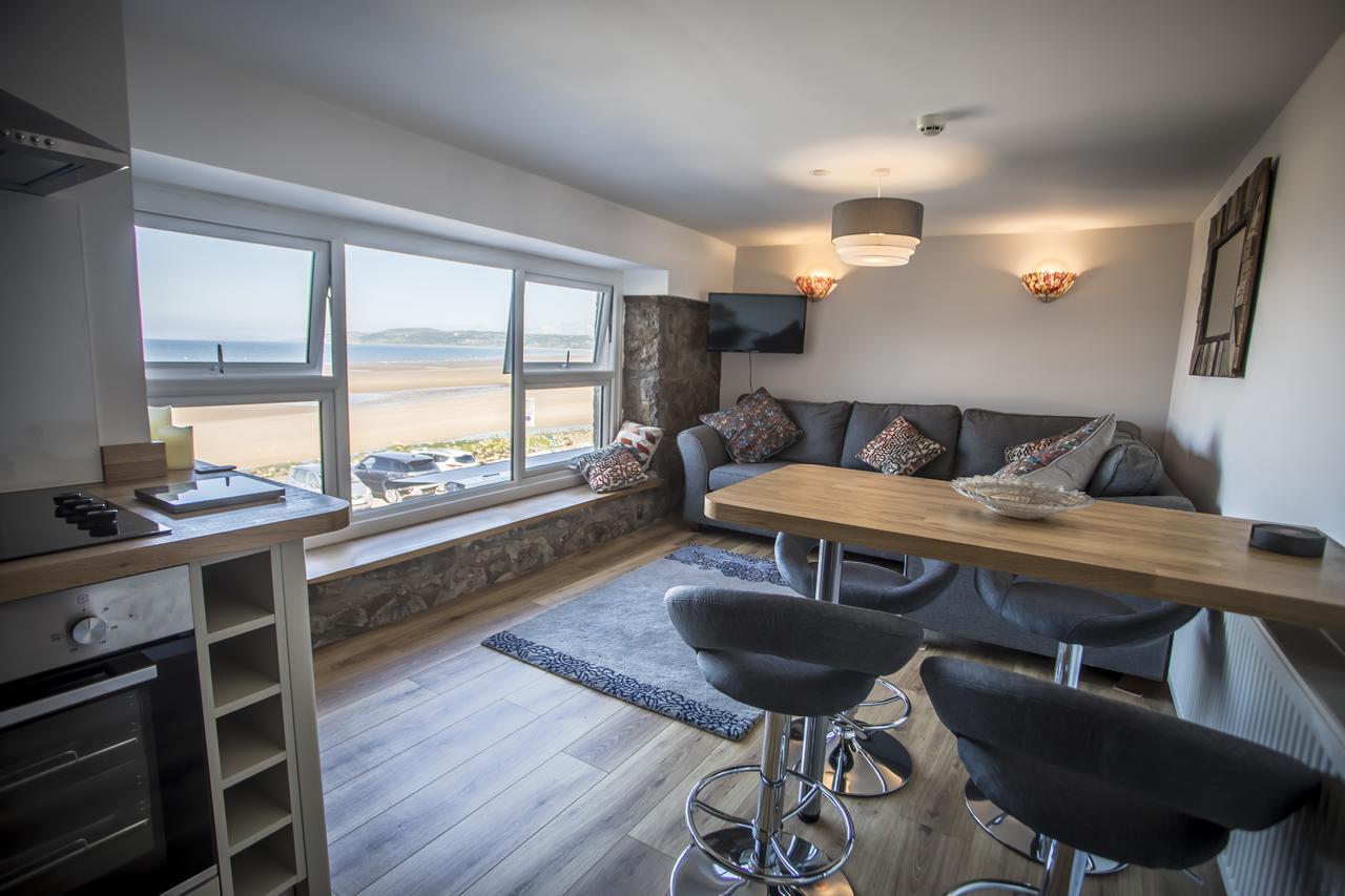 Waters Edge Holiday Apartments Benllech Exterior foto