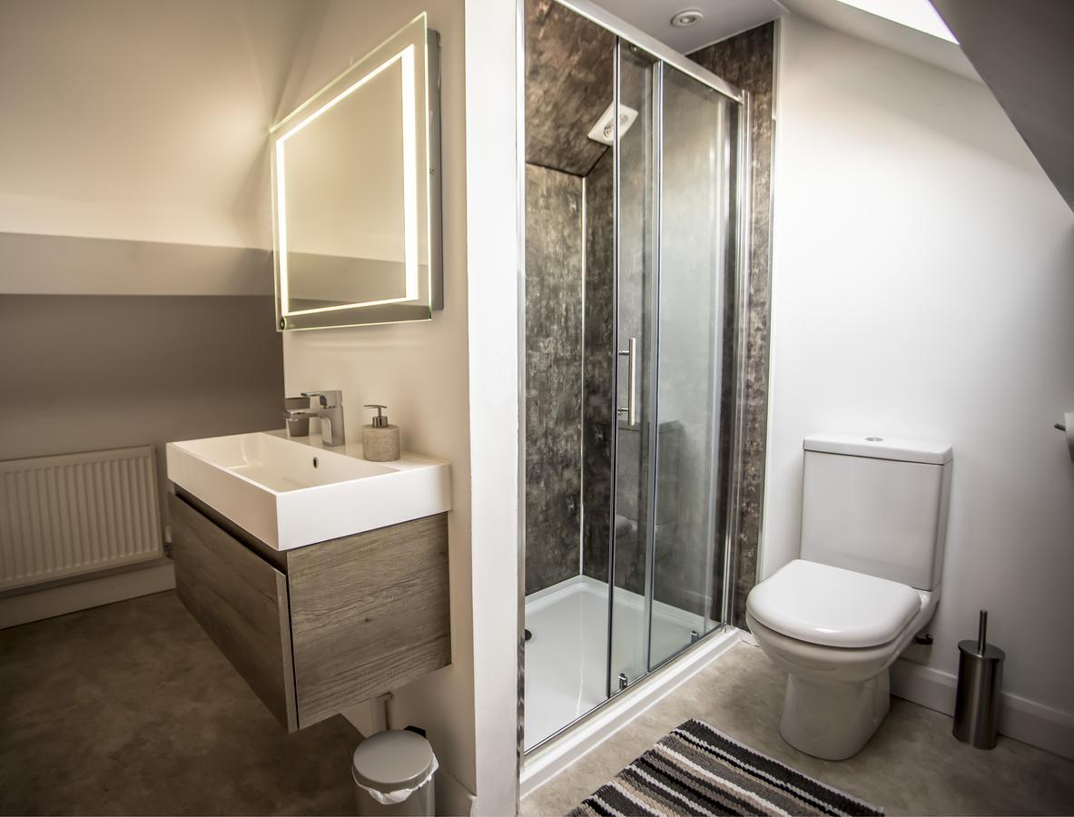 Waters Edge Holiday Apartments Benllech Exterior foto